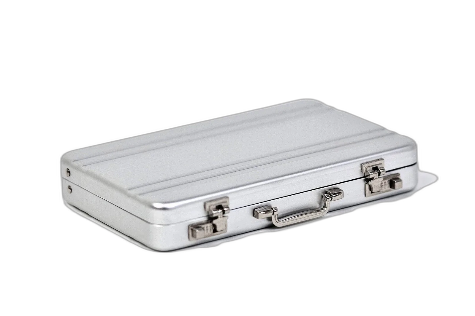 mini-aluminiowa walizka na wizytówki
