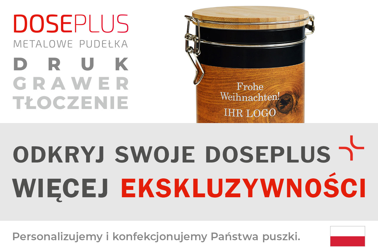 Metalowe pudełko Doseplus w stylu drewnianym z pokrywką z bambusa, grawer „Wesołych Świąt! Twoje logo”. Tekst: „Tłoczenie, grawer laserowy, nadruk – odkryj Doseplus, więcej ekskluzywności”.