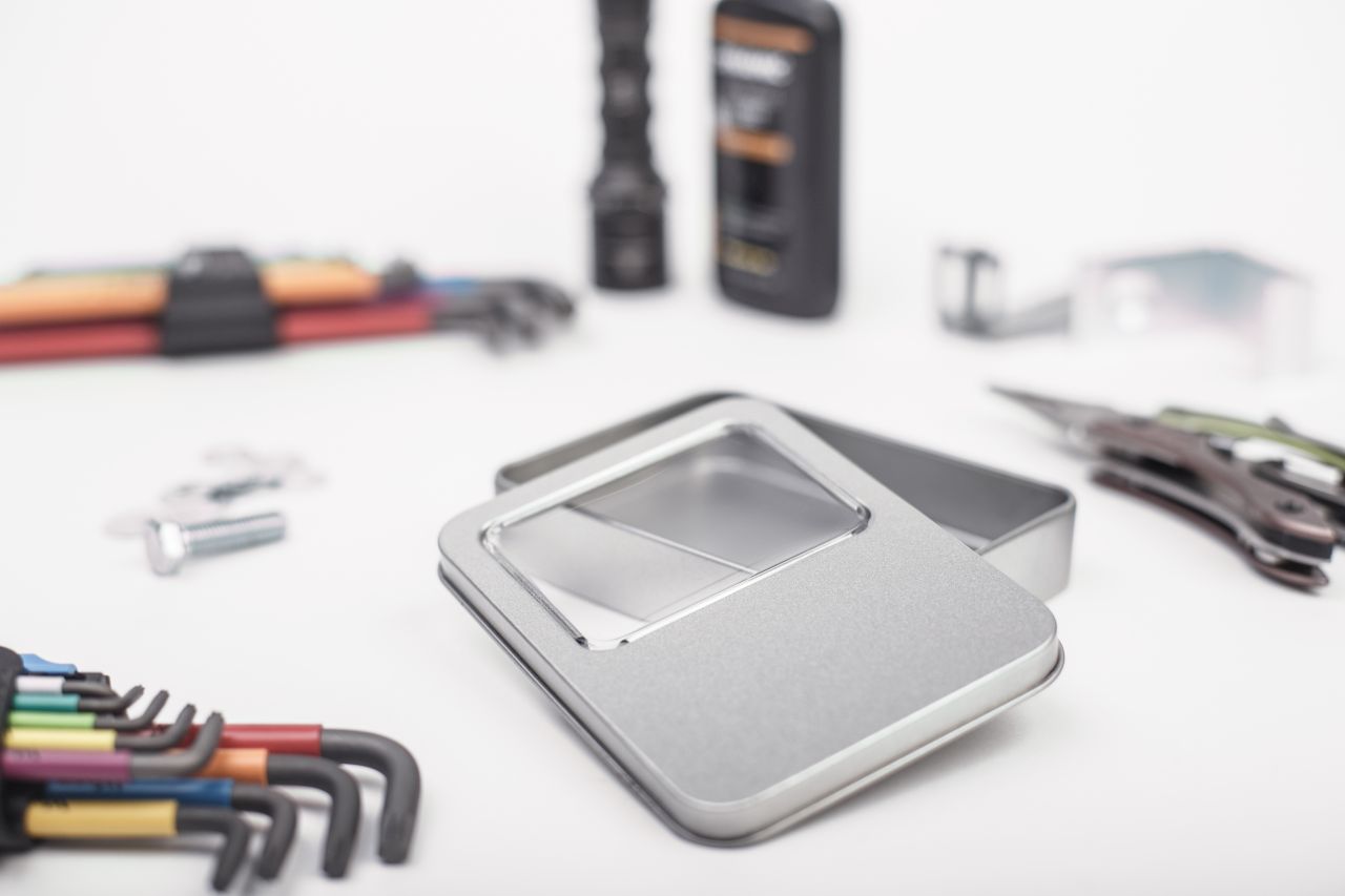 Pudełko metalowe na pendrive - usb