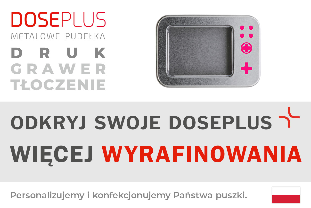 Metalowe pudełko Doseplus na karty SD z okienkiem – baner z napisem: Odkryj swoje Doseplus, więcej wyrafinowania. Spersonalizowane metalowe opakowanie z grawerem, tłoczeniem i nadrukiem.
